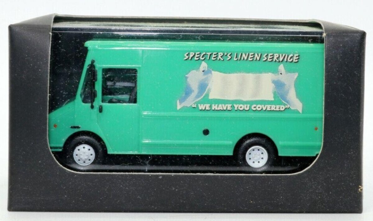 Atlas 9987062 HO Specter's Linen Service American Walk-In Van