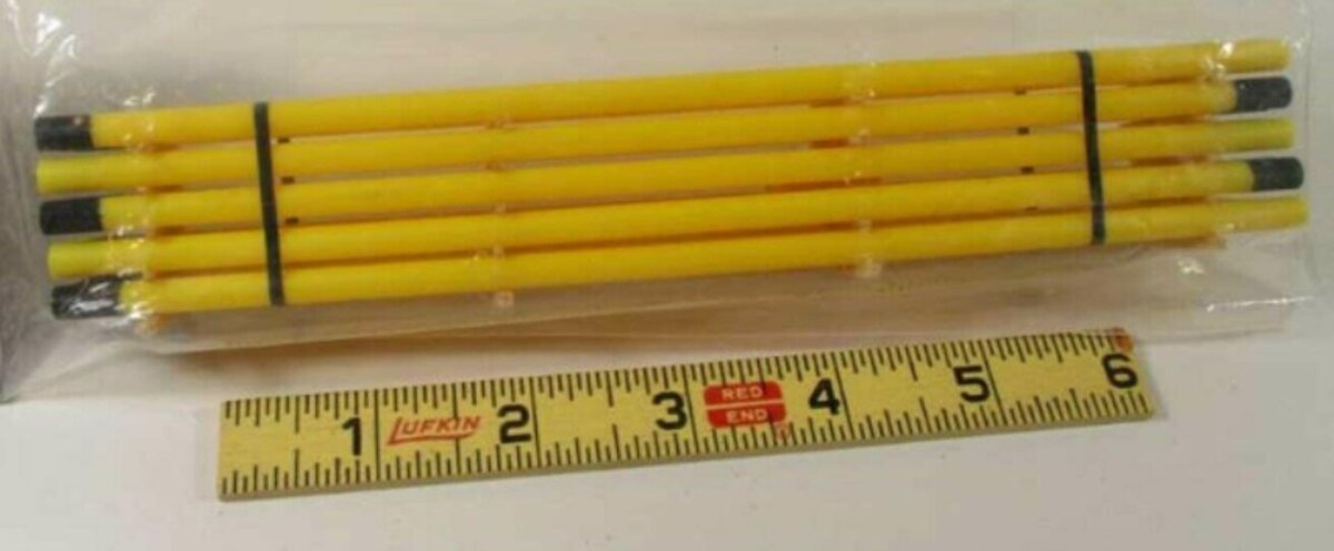 Heico Modell 871507 HO Yellow Small Pipes Flat Car Load