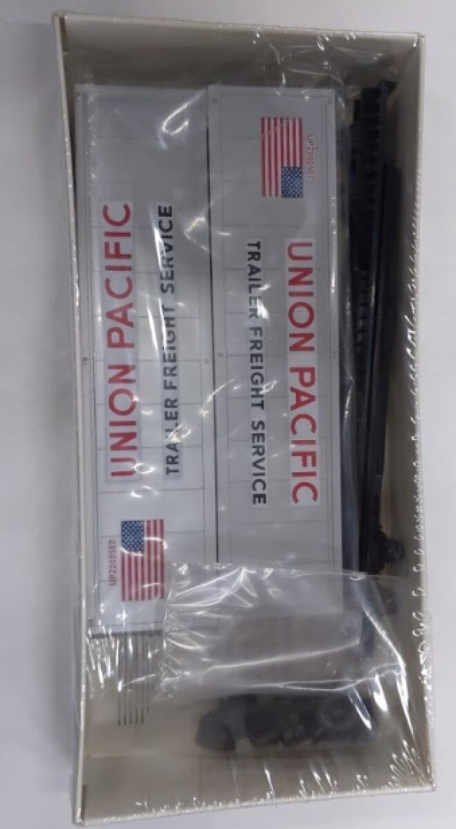 Walthers 933-1458 HO 40' Union Pacific Van Trailer Kit