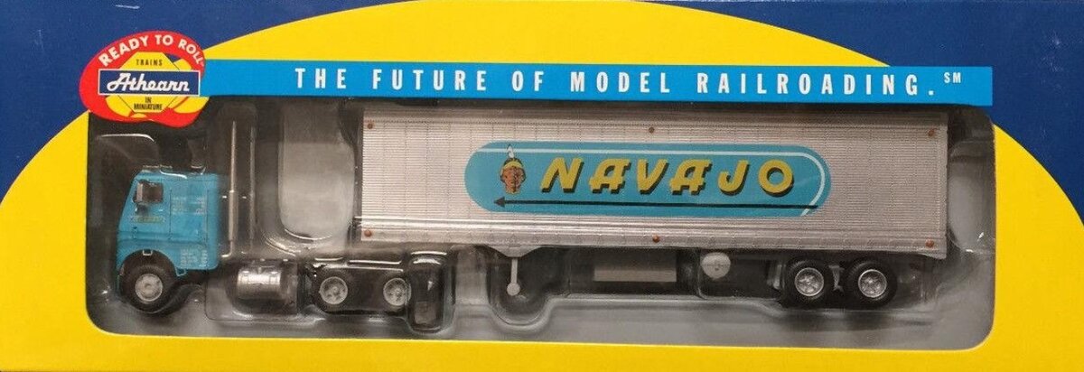 Athearn 91091 HO Navajo Freightliner & 40' Trailer