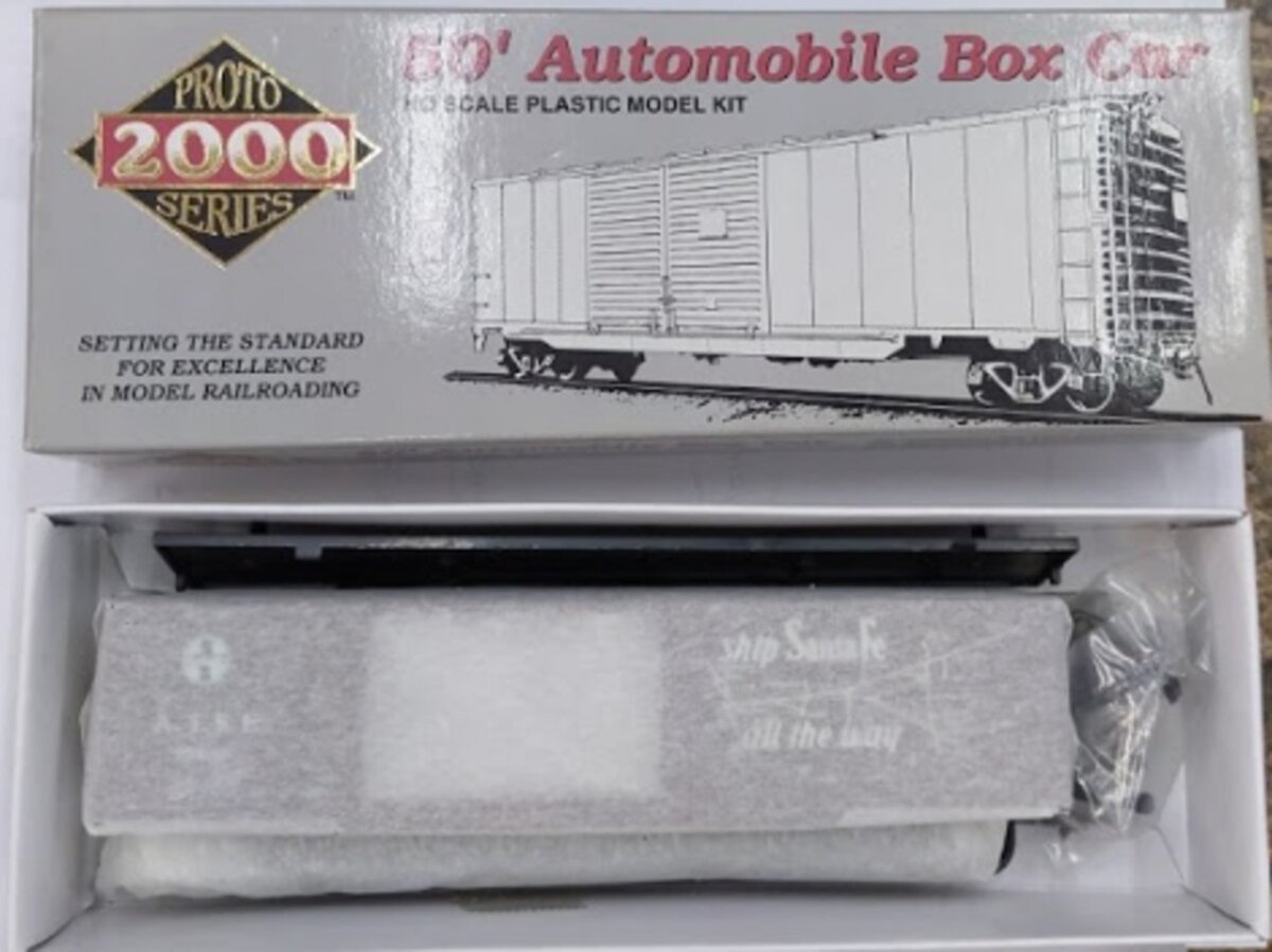 Life Like 8400 HO Proto 2000 AT&SF 50' Automoblie Box Car #10438 Kit