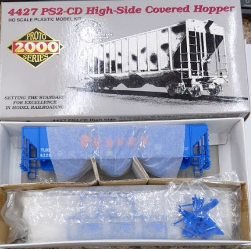 Life Like 30132 HO Proto 2000 PS2-CD High-Side Covered Hopper Peavy Kit