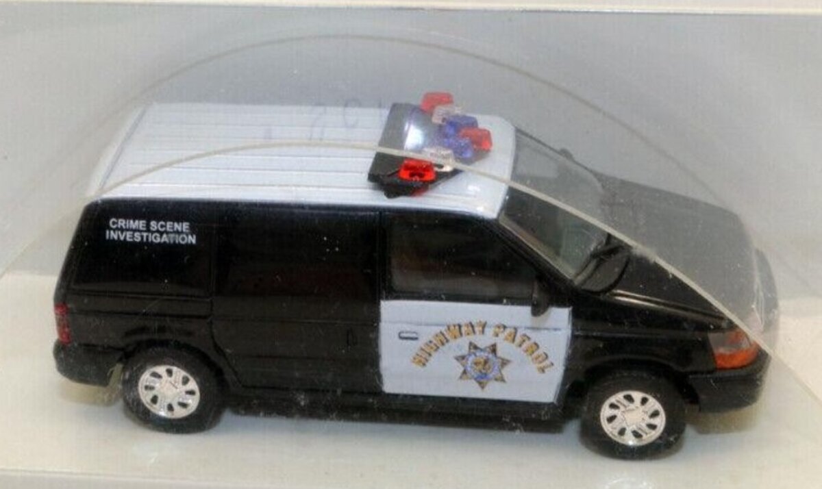 E-R Model Importers 040-92951 HO Crime Scene Investigation Van Highway Patrol