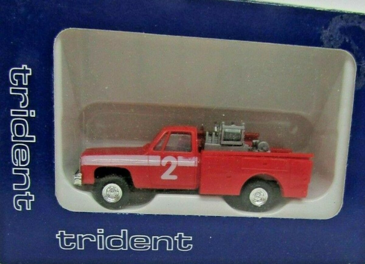 Trident Miniatures 90062 HO Red CFE Mini Pumper W/Chevrolet Cab Truck #2