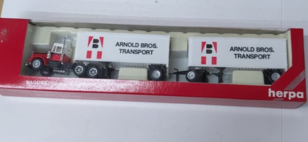 Herpa 6006 HO Arnold Bros Transport Freightliner 27' Tractor Double Trailer