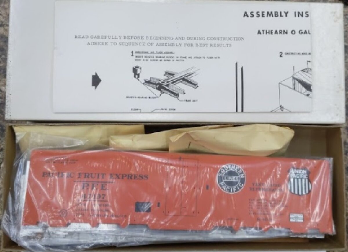 Pacific HO Athearn O-Gauge Kits Reefer Up-SP 0101-95