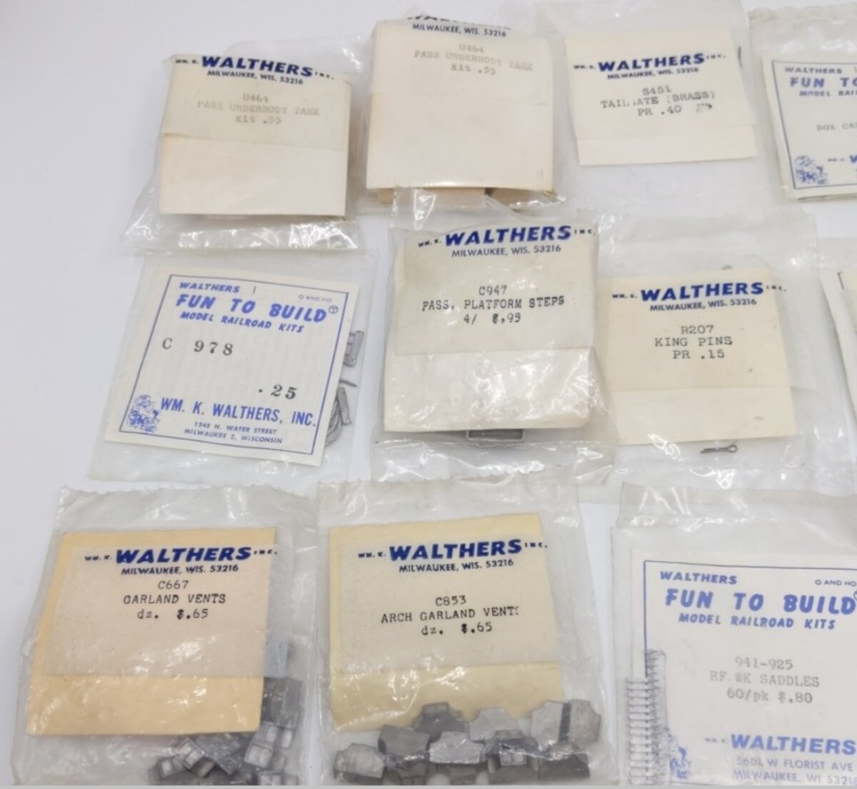Walthers L-6 Lot of 15 O / HO Assorted Parts and Fun to Build Kits