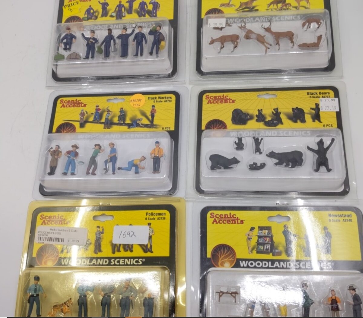 Woodland Scenics L-6 Lot of 6 O Figure Packs Workers, Police, Deer, Bear, etc
