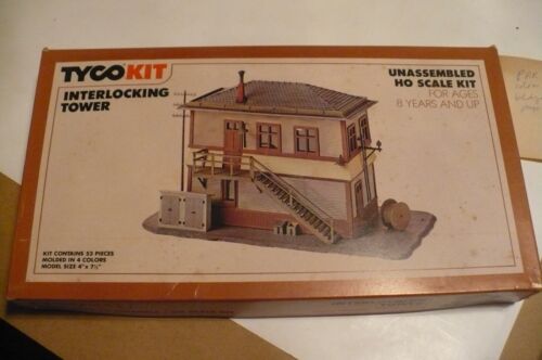 Tyco 7773 HO Scale Interlocking Tower Building Kit