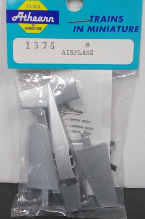 Athearn 1376 HO Silver Airplane Plastic Kit