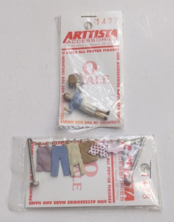 Arttista L-7 O Lot of 2 1477, 1478 Clothes Line w Hanging Clothes, Woman Laundry