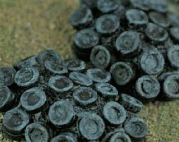 Model Tech Studios D1048P N Super Pile Old Tire Piles Pre Aged