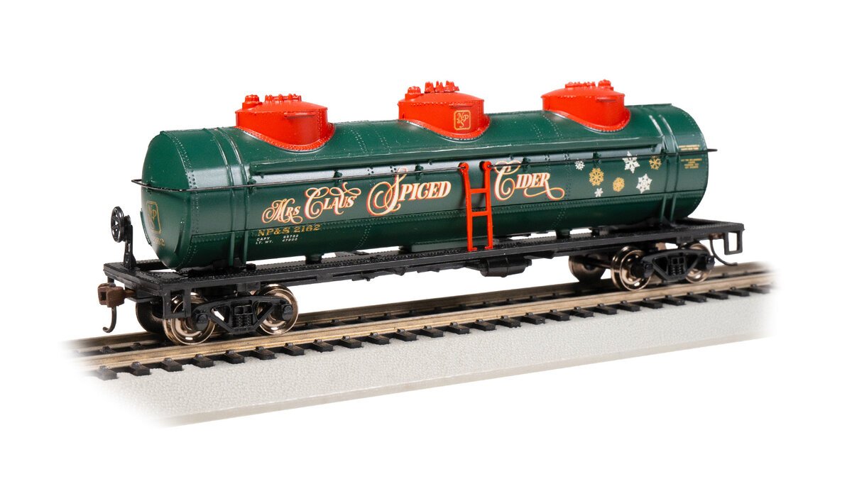Bachmann 17117 HO Mrs. Claus Spiced Cider 40' Three-Dome Tank Car #2162