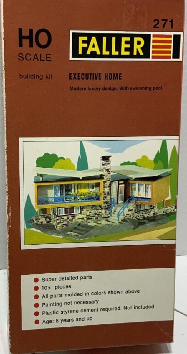 Faller 271 HO Executive Home Plastic Kit