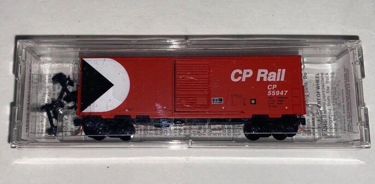 Micro-Trains 02400260 N Scale CP Rail 40' Standard Single Door Box Car #55947