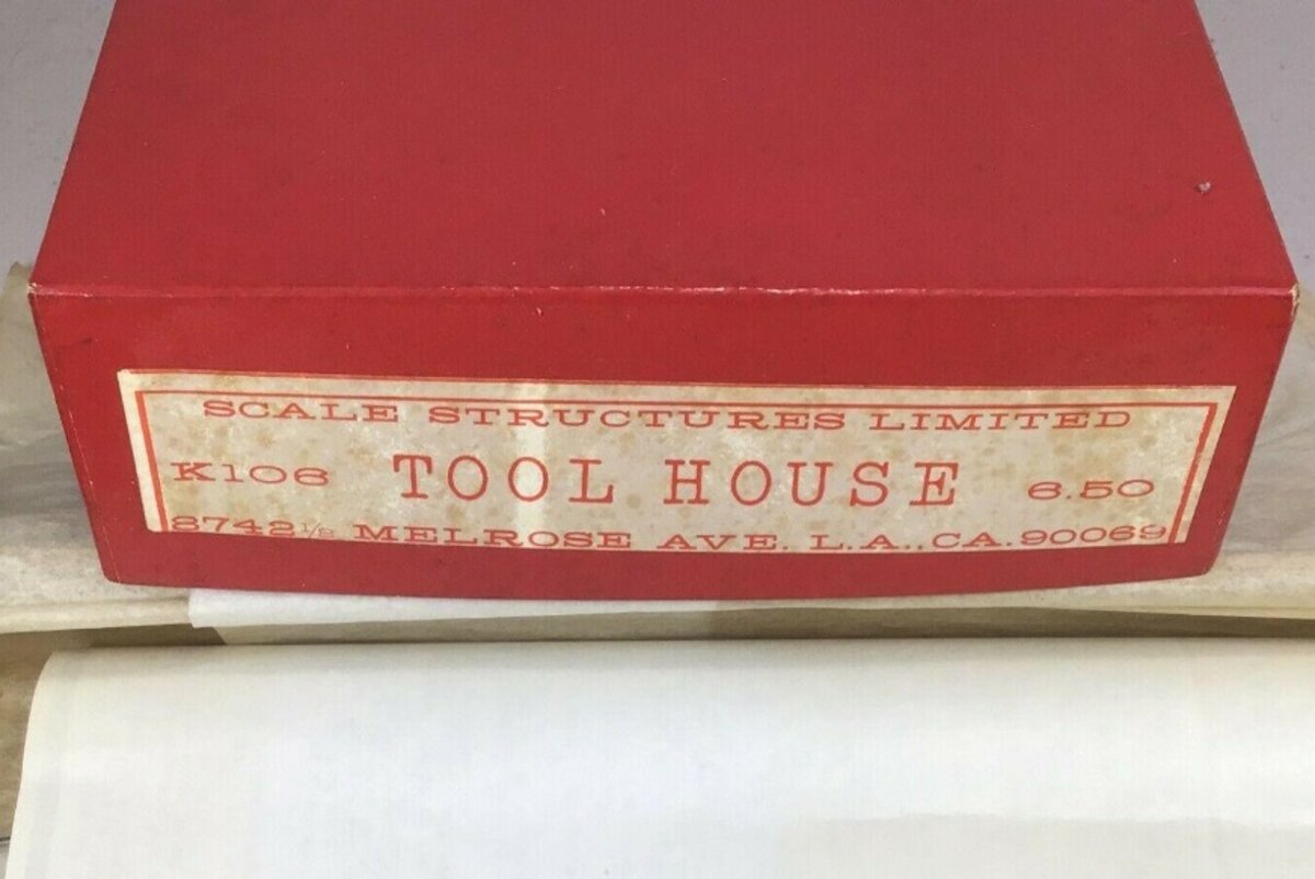 Scale Structures K106 HO Tool House Building Kit