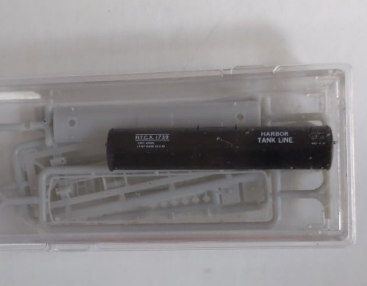 InterMountain N HTCX #1739 Harbor Tank Line Tank Container Kit No Whls/Cplr
