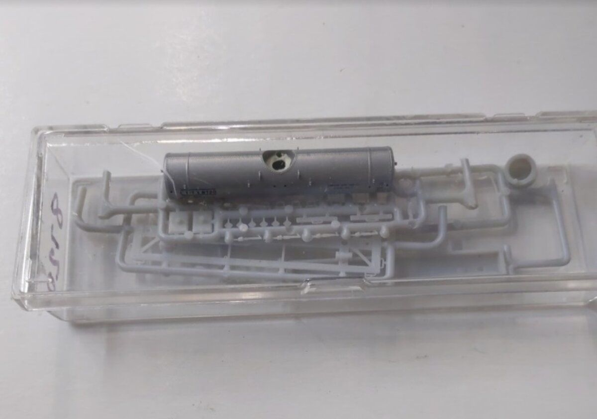 InterMountain CT & TX #8720 Canton Cleveland Tank Car Kit No Wheels No Couplers