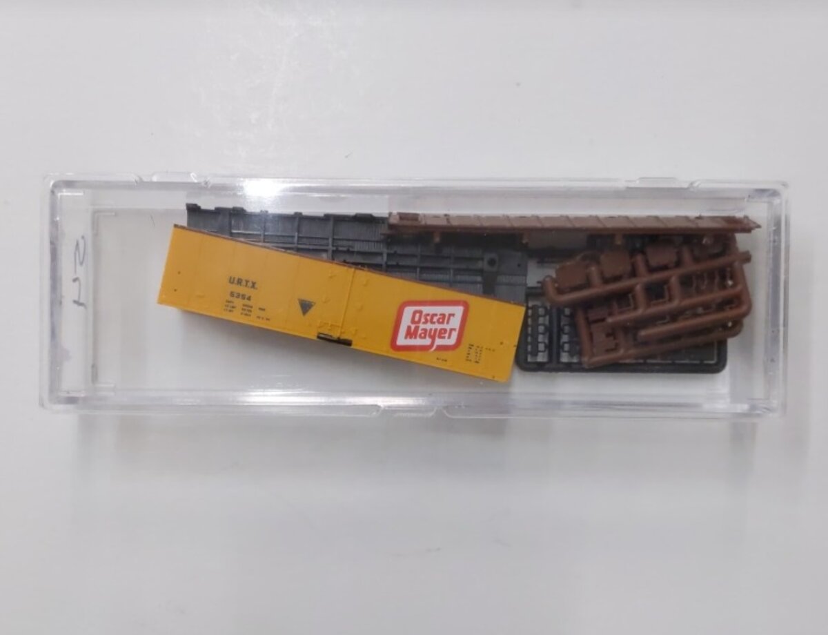 InterMountain N URTX #5354 Oscar Mayer Freight Car Kit No Wheels No Couplers