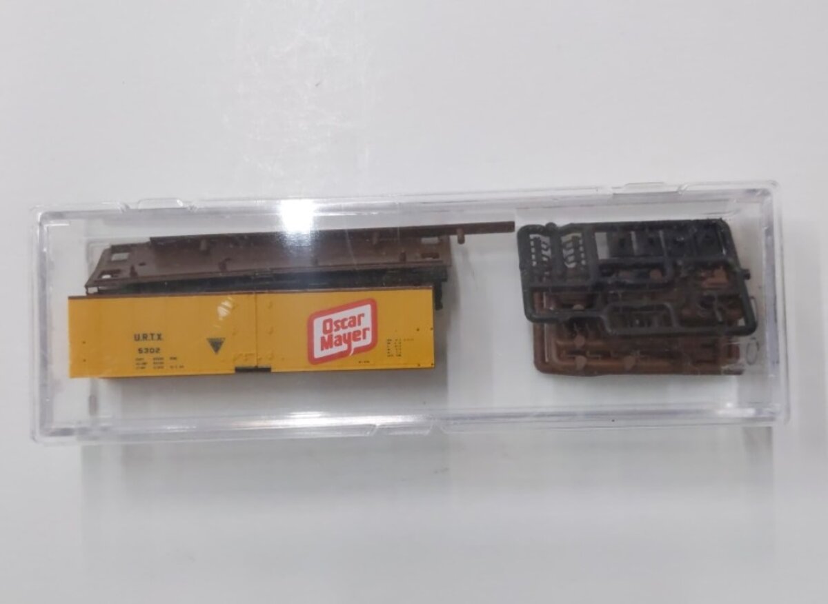 InterMountain N URTX #5302 Oscar Mayer Freight Car Kit No Wheels No Couplers