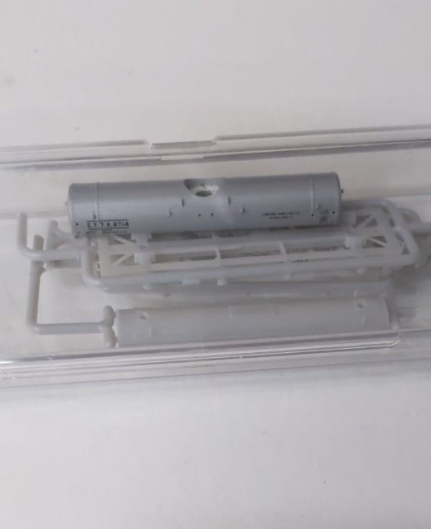 InterMountain N CT & TX #8714 Canton Cleveland Tank Car Kit No Wheels No Coupler
