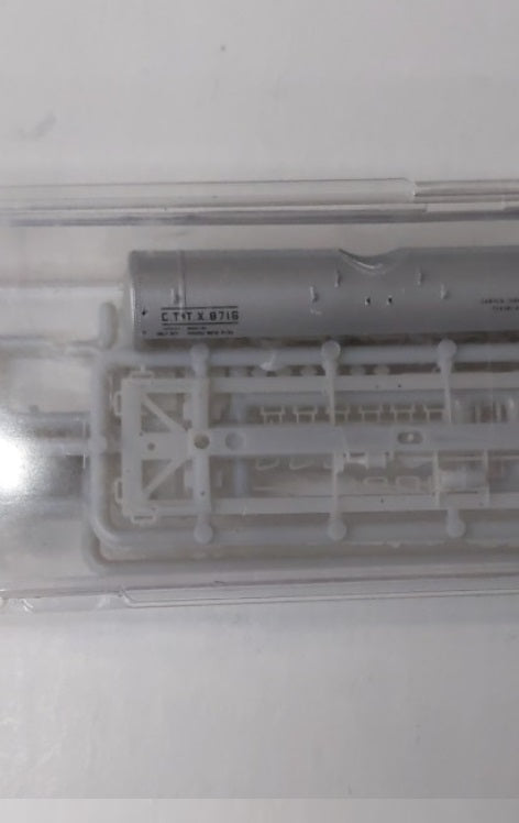 InterMountain N CT & TX #8716 Canton Cleveland Tank Car Kit No Wheels No Coupler