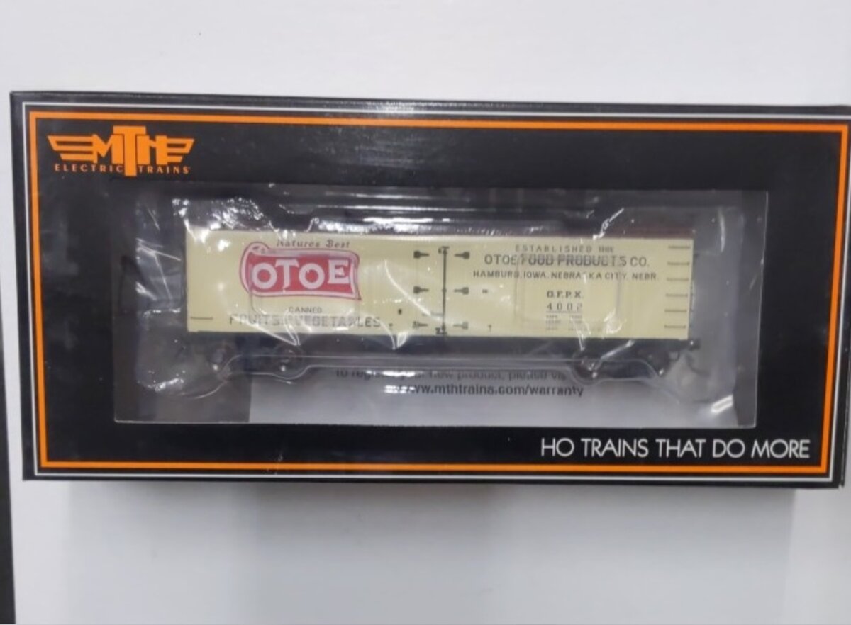MTH 80-90028A HO OTOE Food Products R40-2 Reefer Car #4002