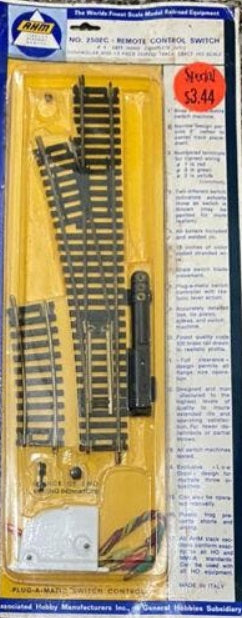 AHM 2502C HO #4 Left Hand Remote Control Switch Turnout w/Controller