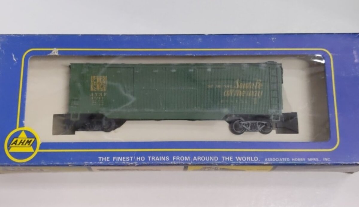 AHM 5298-C HO Santa Fe ATSF Boxcar #67382