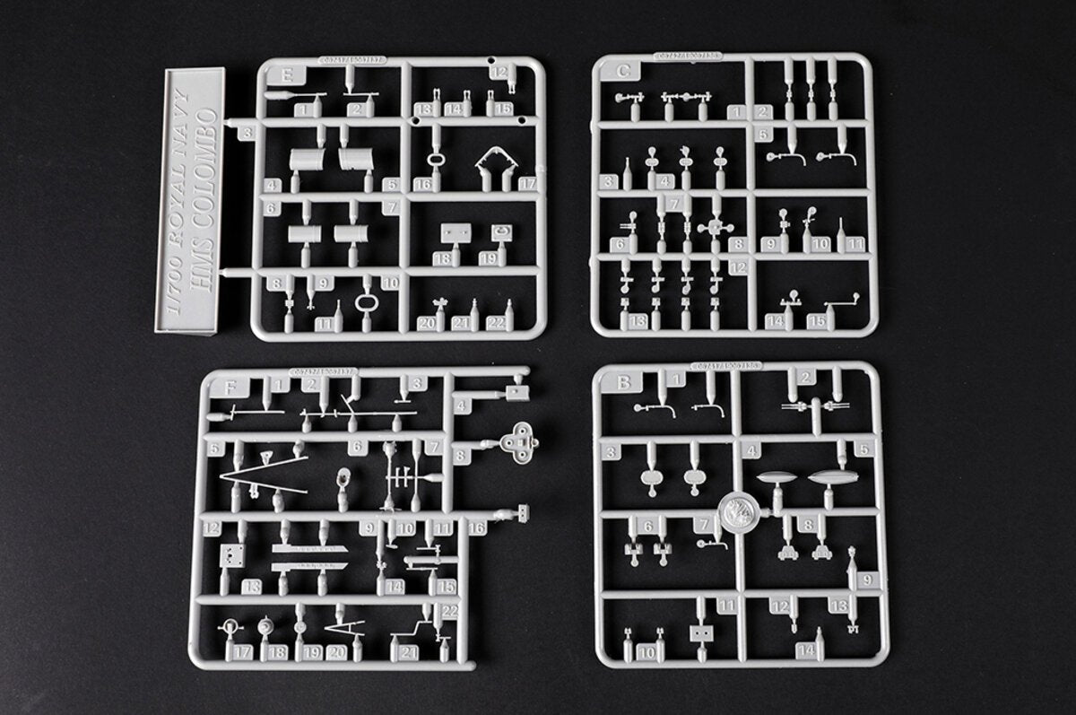 Trumpeter 6742 1:700 HMS Colombo Warship Plastic Model Kit