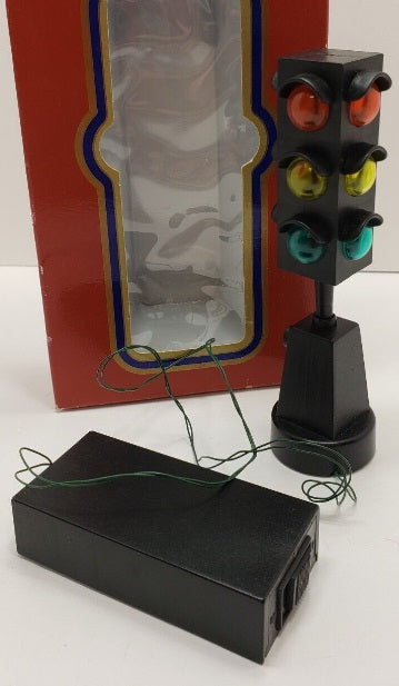 Dickens Collectables 27238 Traffic Signal Battery Operated