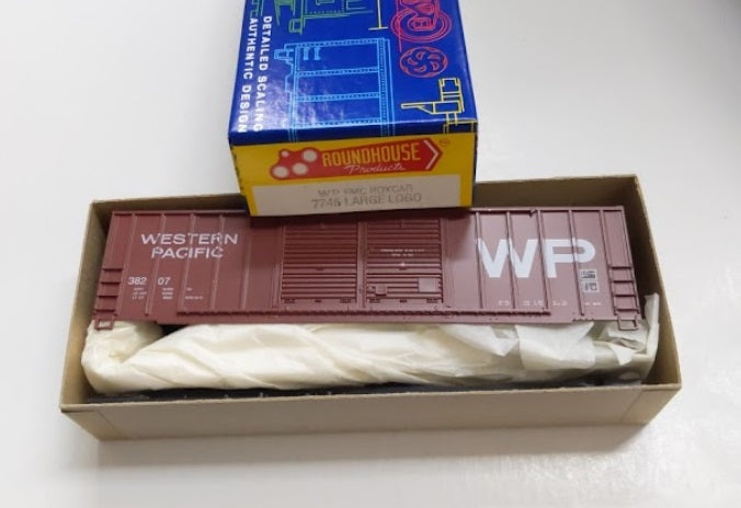 Roundhouse 7745 HO Large Logo WP FMC Boxcar Kit