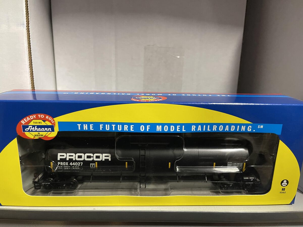 Athearn 44027 HO Procor Prox 30K Gallon Ethanol Tank Car #44027