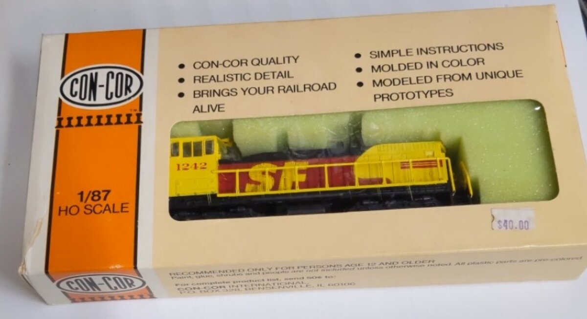 Con-Cor 0001-001559 HO Santa Fe EMD MP-15 Diesel Switcher