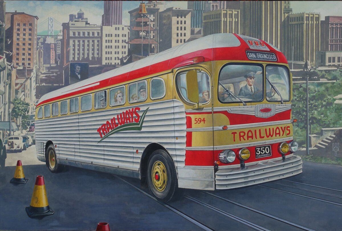 Roden Models 819 1:35 GMC PD-3751 Silverside Bus Plastic Model Kit