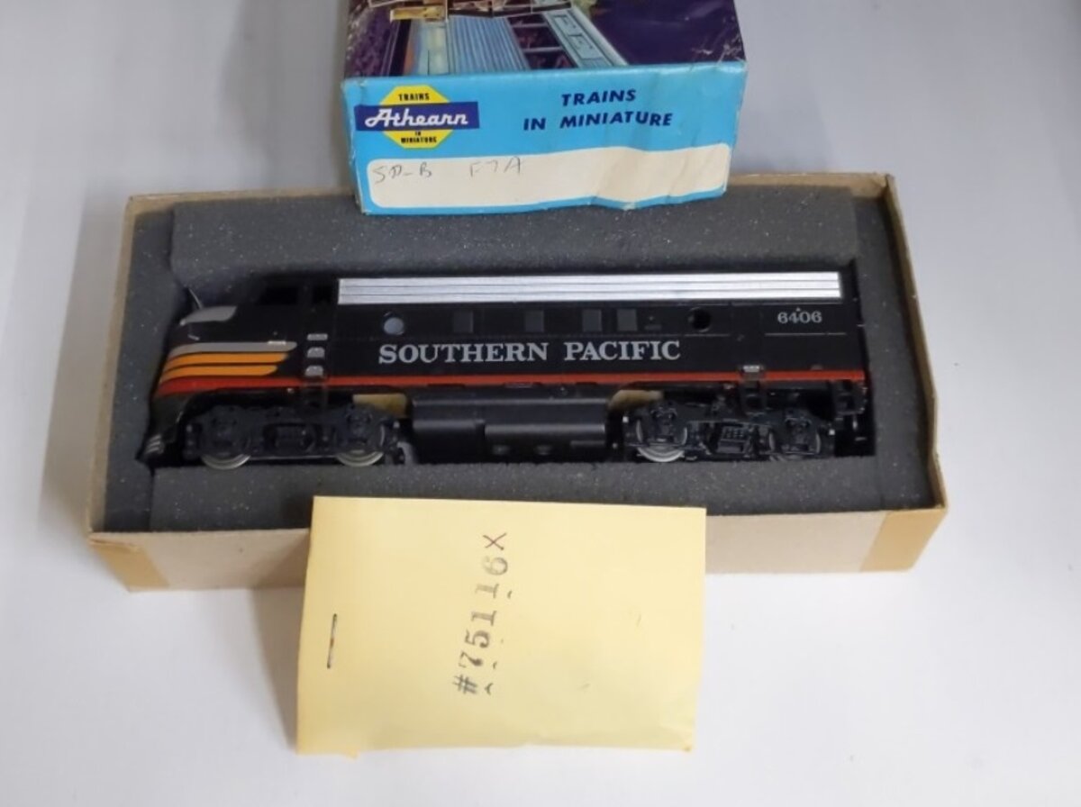 Athearn HO Southern Pacific F7A Diesel Locomotive Powered #6406