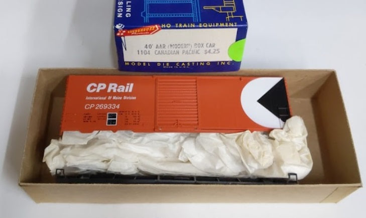 Roundhouse 1104 HO Canadian Pacific 40' AAR Mornern Boxcar Kit