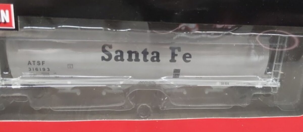 InterMountain 45135-04 HO Santa Fe Gray Cylindrical Covered Hopper Car # 316193