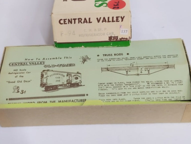 Central Valley Models F-94 HO Old Timers C.M.& ST.P Refridgerator Car Kit