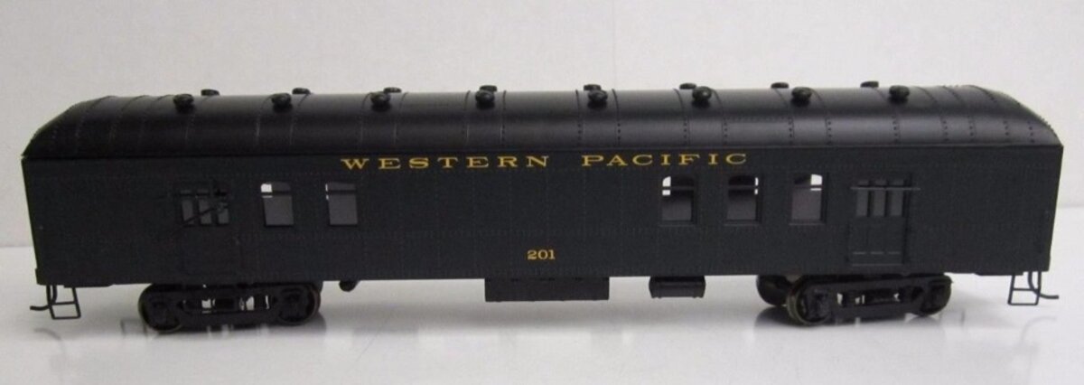 Roundhouse 86516 HO Western Pacific Arch-Roof R-P-O Car # 201