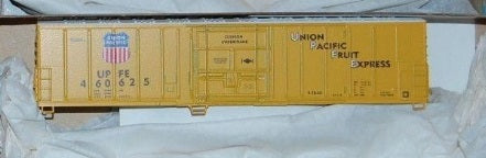 Athearn 1778-10 HO Bev-Bel U P Fruit Express 57' Mechanical Reefer # 460625 Kit