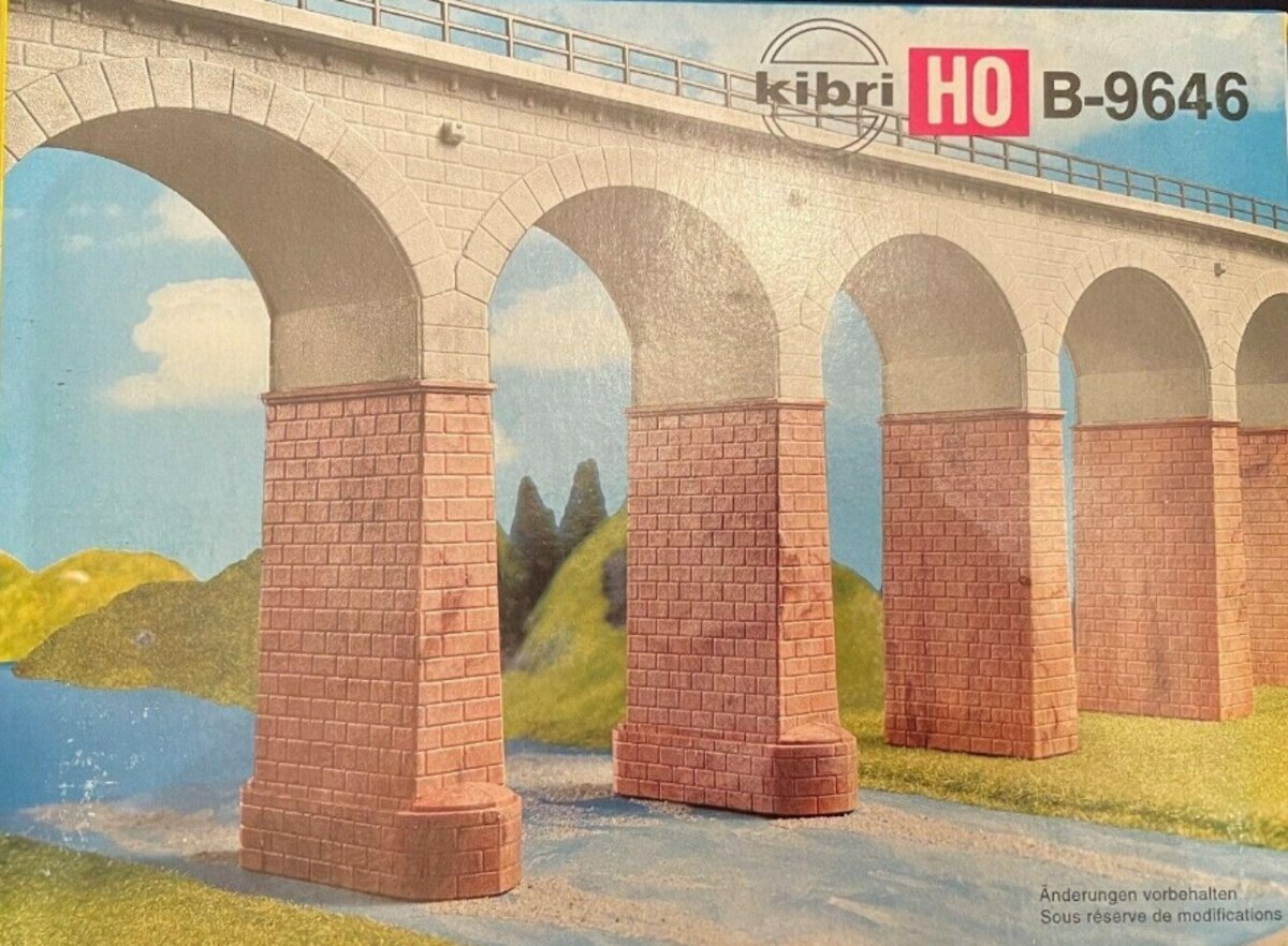 Kibri B-9646 HO Viaduct Supports (Box of 4)