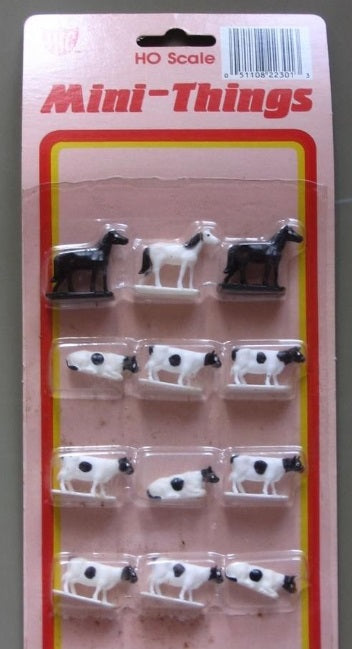 IHC 42-2301 HO Mini-Things Cattle & Horses (Pack of 12)