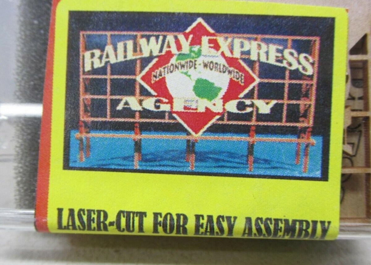 Bar Mills 91302 N to HO Railway Express Agency Billboard Laser Cut Kit