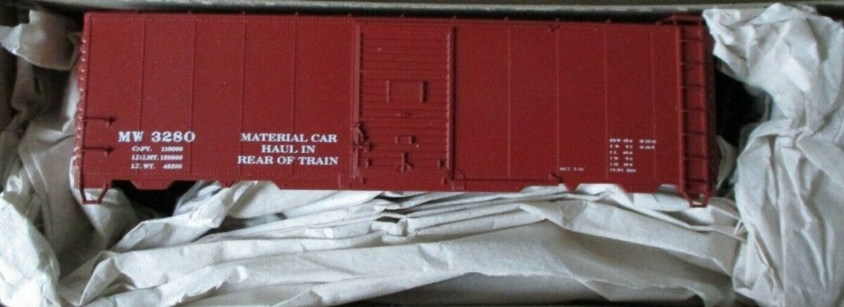 Accurail 3285 HO MOW Oxide 40' Steel AAR Box Car #3280 Kit