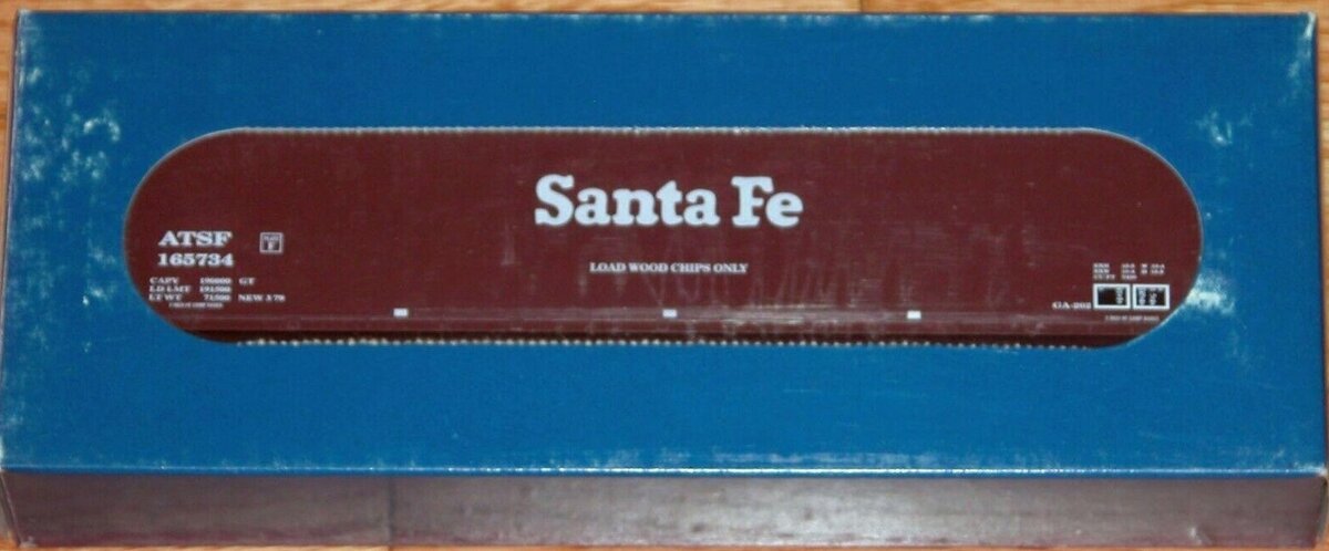E&C Shops 0102 HO Santa Fe 62' Woodchip Hopper Smooth Side Car # 165734