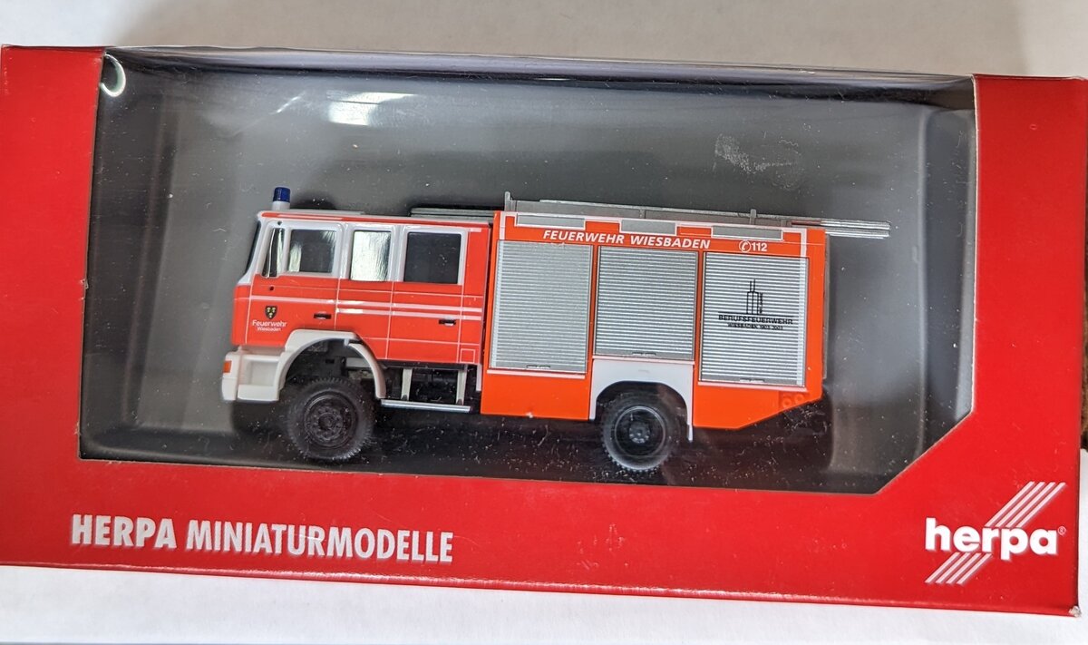 Herpa 46534  HO Man M 2000 LF FW Emergency Vehicle