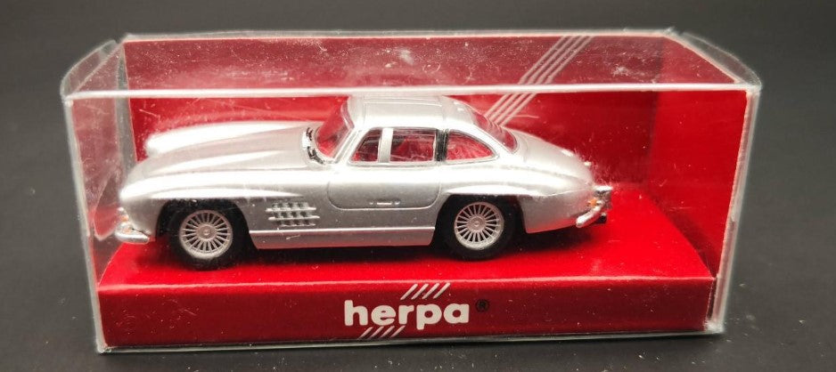 Herpa 32025  HO Mercedes Benz 300 SL Silver