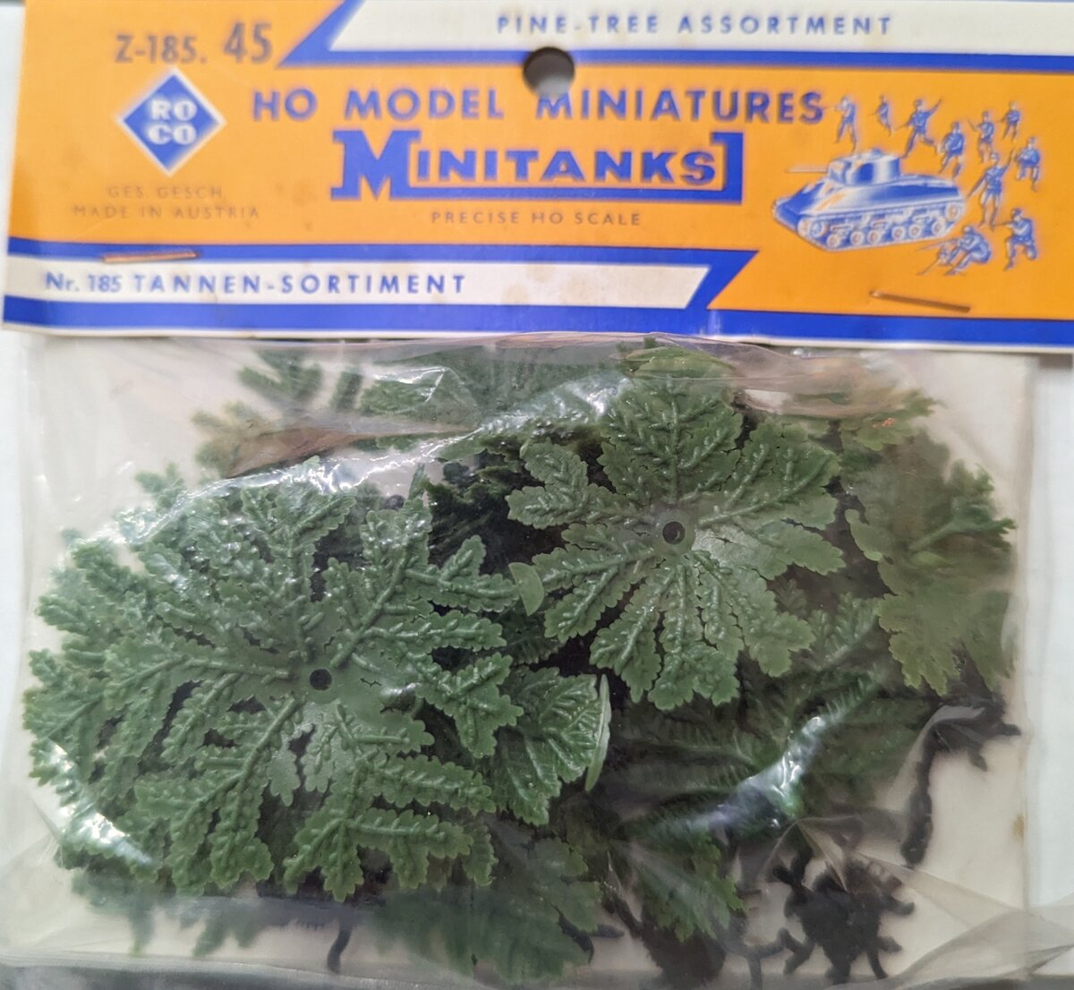 Roco Z-185.45 HO Minitanks Pine Tree Assortment