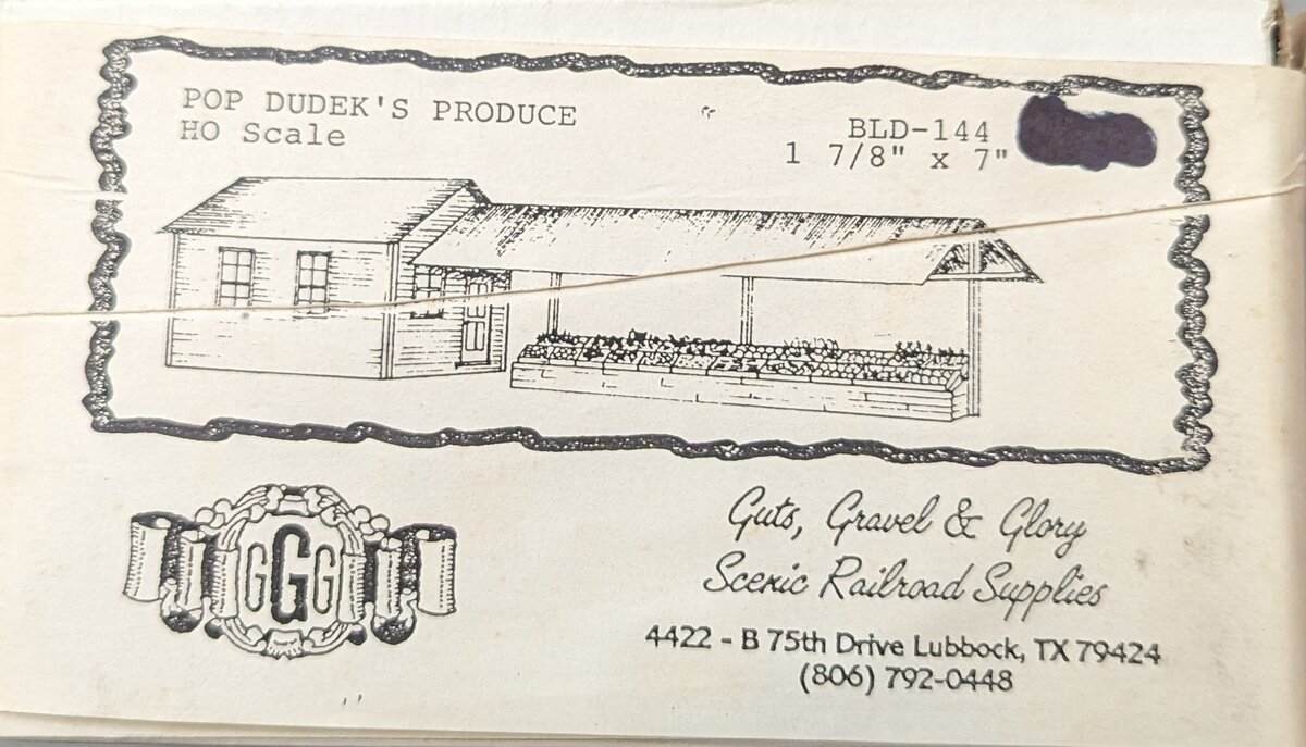 Guts, Gravel & Glory 144 HO Pop Dudek's Produce Building Kit
